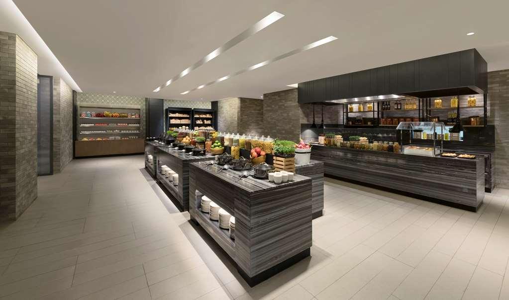 Hilton Garden Inn Bengaluru Embassy Manyata Business Park Étterem fotó