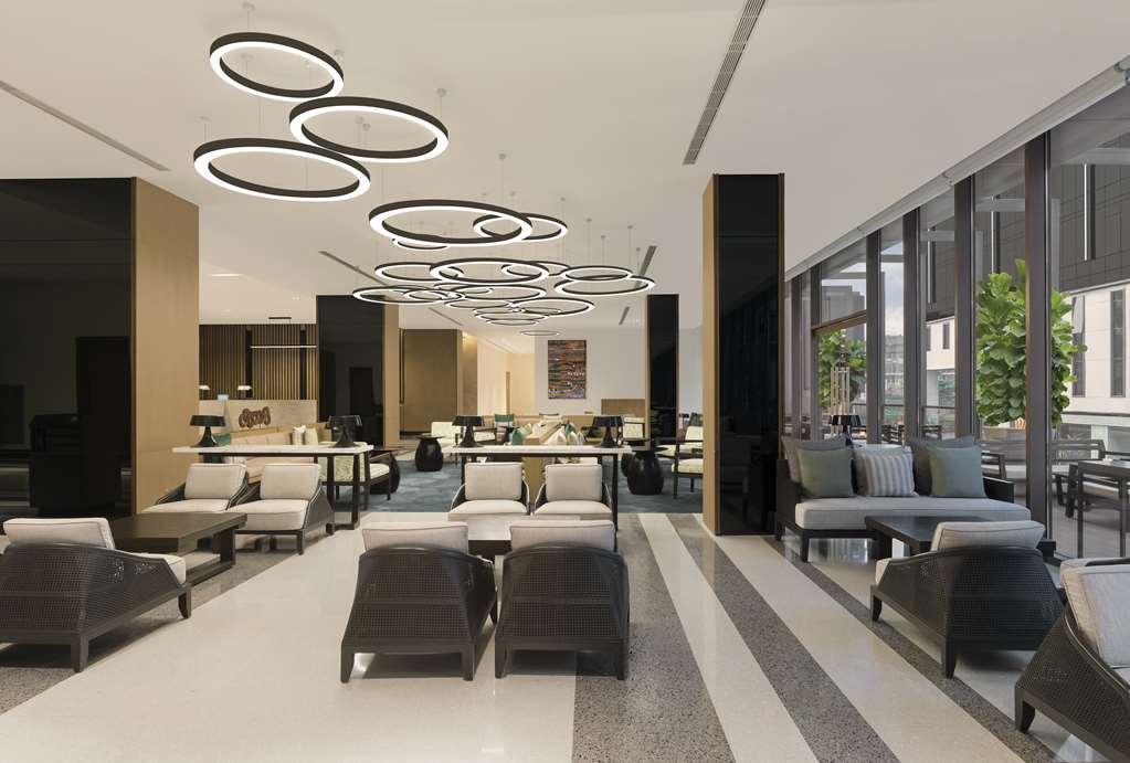 Hilton Garden Inn Bengaluru Embassy Manyata Business Park Beltér fotó
